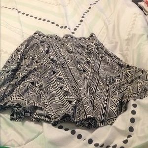 Patterned skater skirt